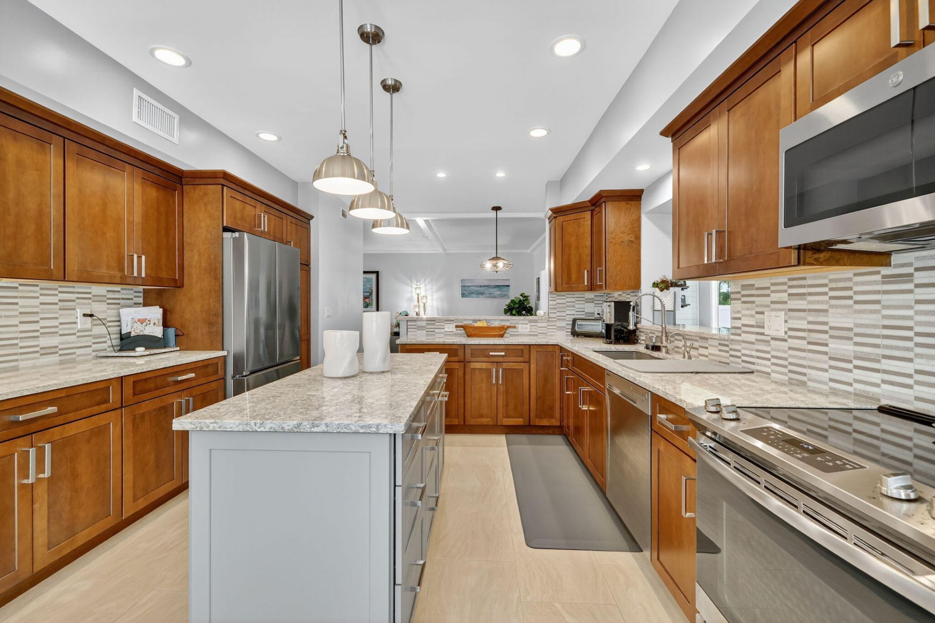 80 SE Saint Lucie Boulevard, Stuart, FL 34996 Photo