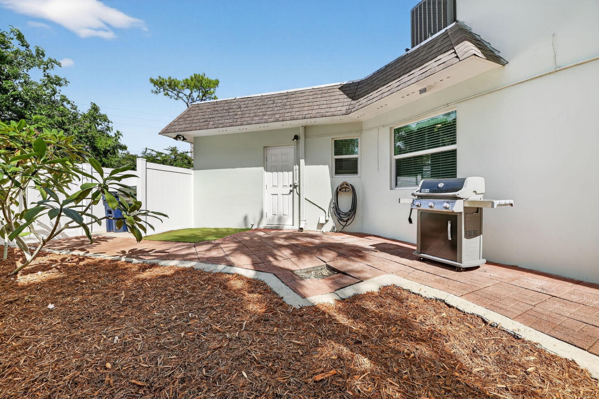 80 SE Saint Lucie Boulevard, Stuart, FL 34996 Photo