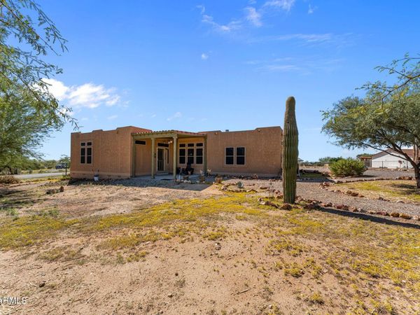 23315 W STAGHORN Lane, Congress, AZ 85332