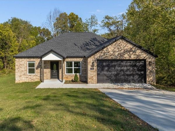 10 Olmsted Lane, Bella Vista, AR 72715