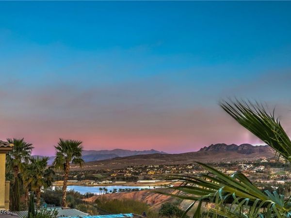 79 Rezzonico Drive, Henderson, NV 89011