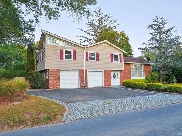 36 Red Spring Lane, Glen Cove, NY 11542