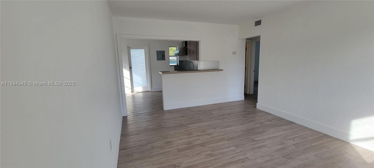 3721 SW 27th Ter, Miami, FL 33134 Photo