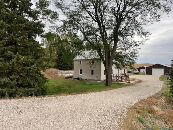 25324 Impala Ave, Merrill, IA 51038
