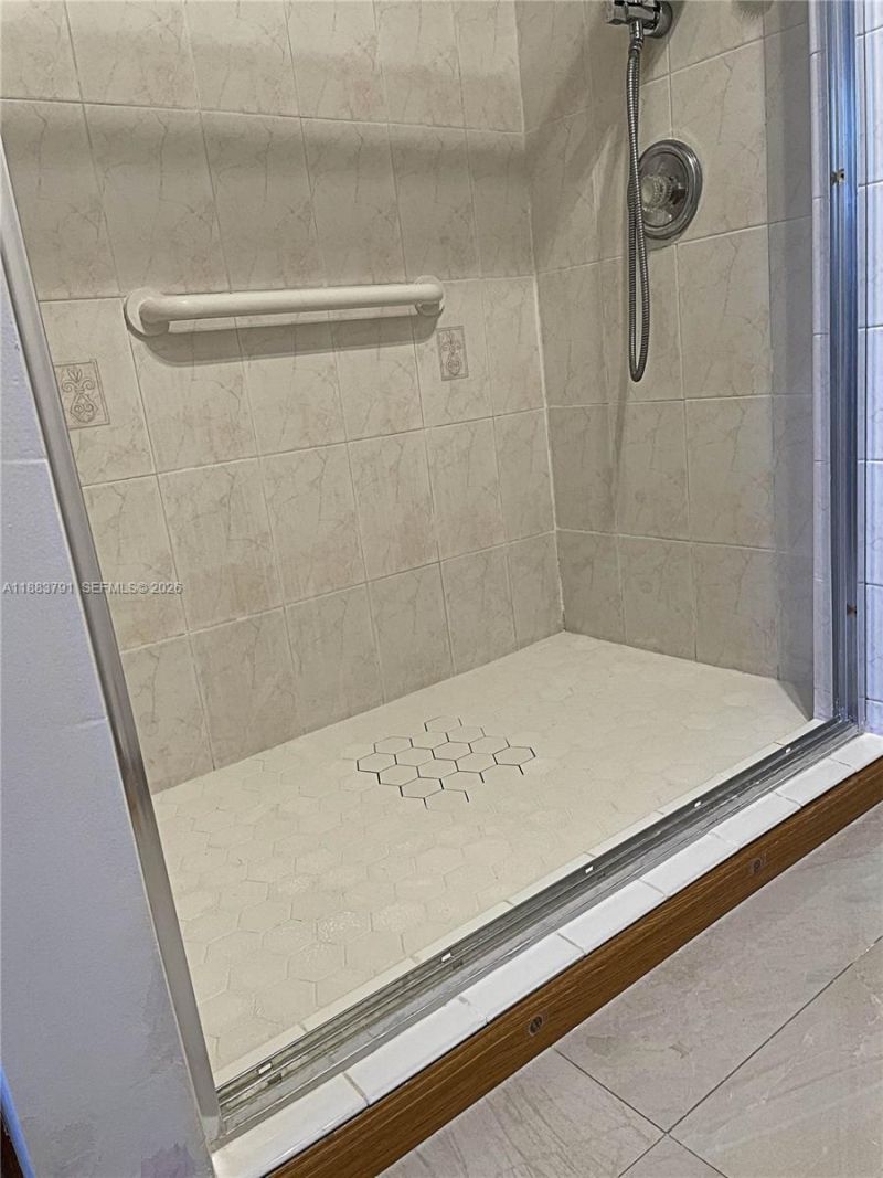 6540 NW 114th Ave, Unit 1426, Doral, FL 33178 Photo