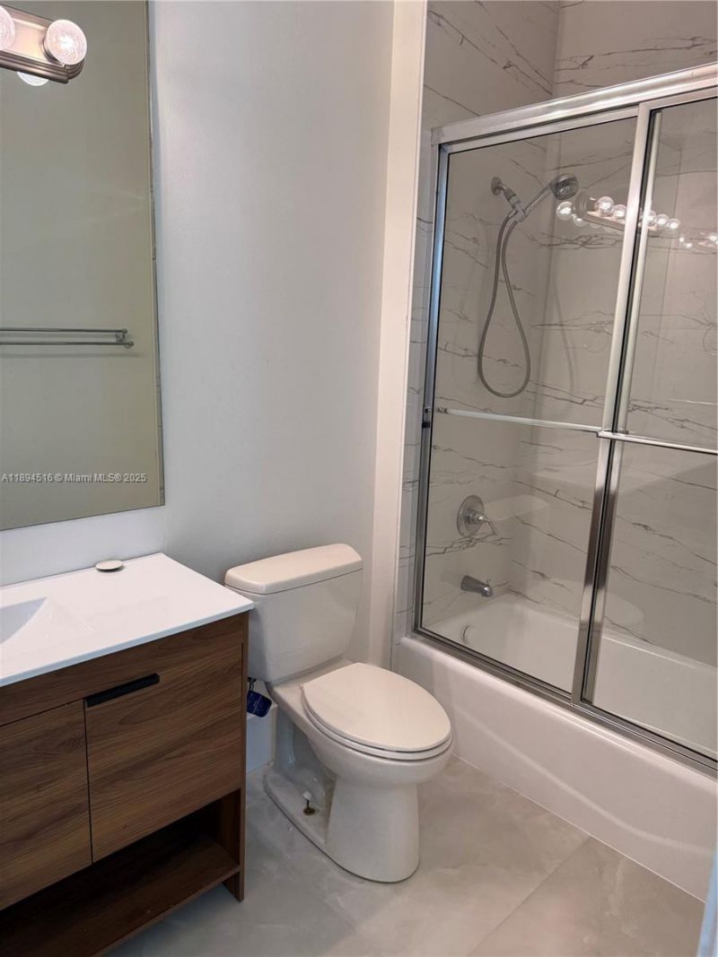 2273 Phoenix Ave, Davie, FL 33324 Photo