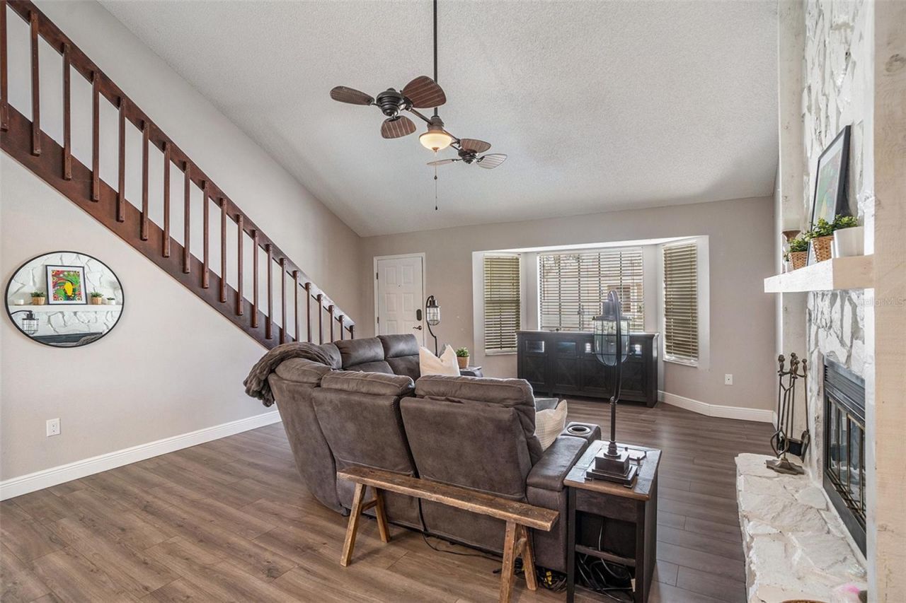 736 Sandy Creek Drive, Brandon, FL 33511 Photo