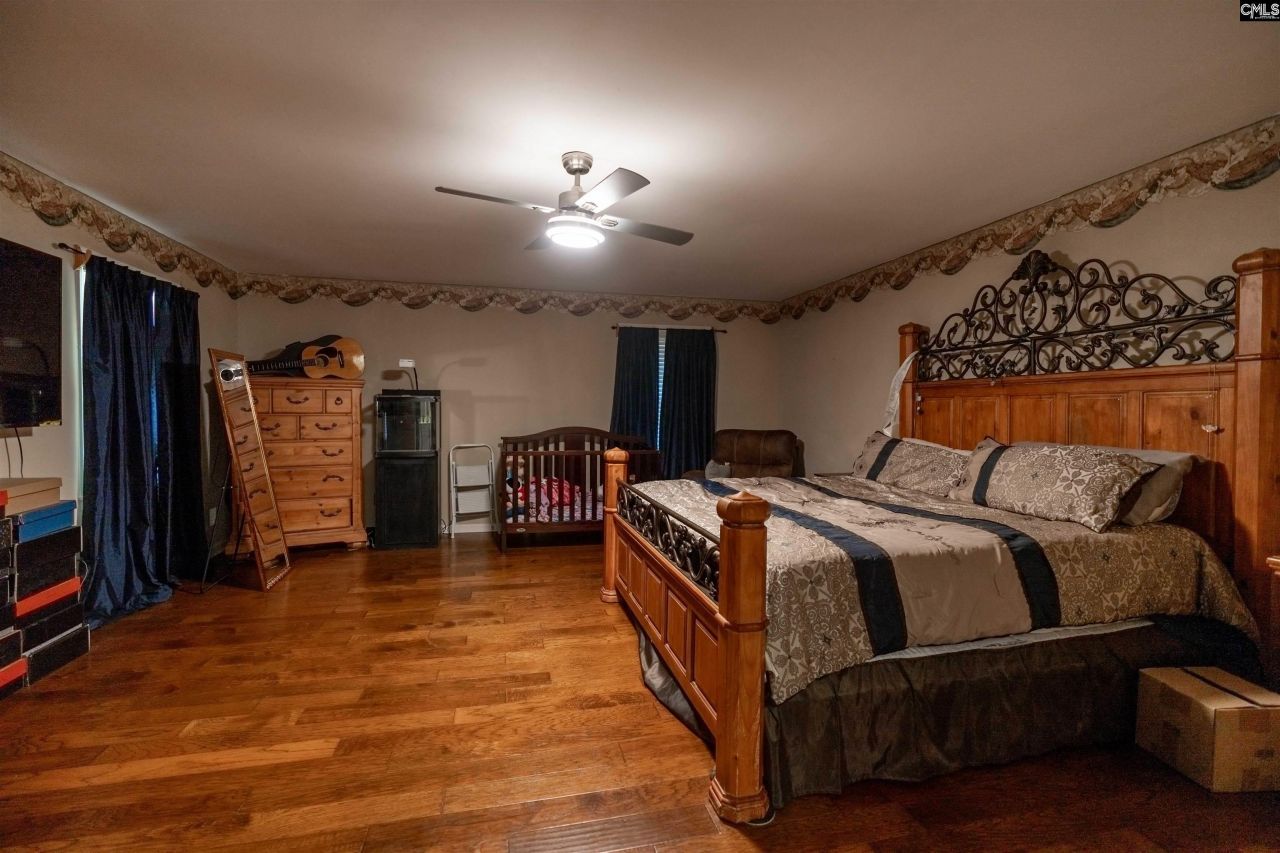 142 Hunstanton Drive Photo 10