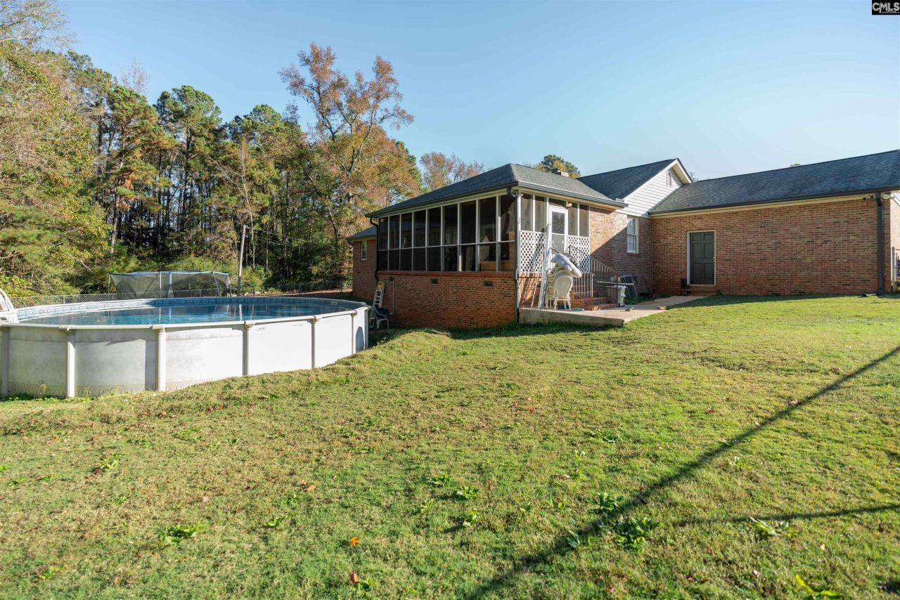 142 Hunstanton Drive Photo 12