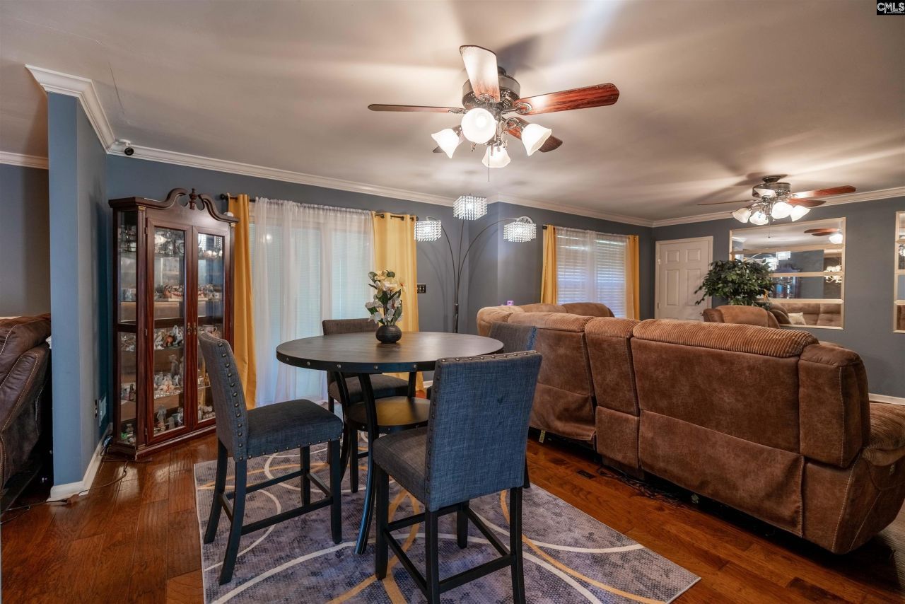 142 Hunstanton Drive Photo 4