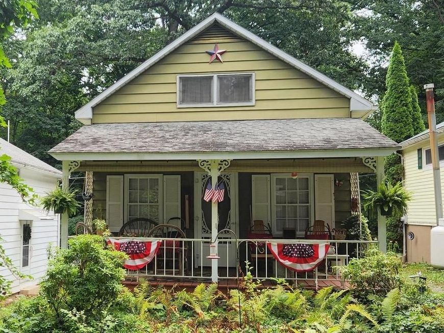 21 Mount Lebanon Drive, Lebanon, PA 17046 Main Photo