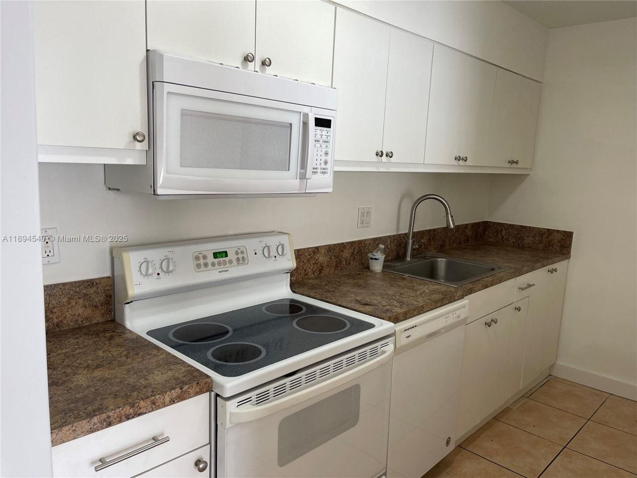 4110 NW 79th Ave, Unit 2A, Doral, FL 33166 Photo