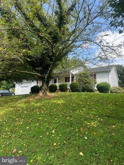 305 Jackson Street, Warrenton, VA 20186 Main Photo