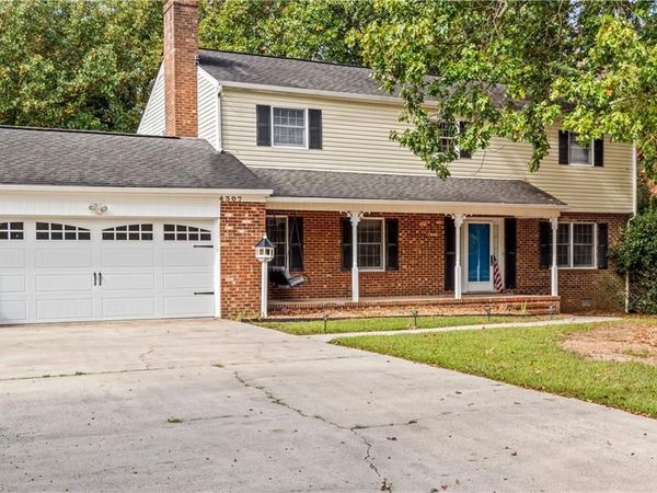 4307 Oak Hollow Drive, High Point, NC 27265