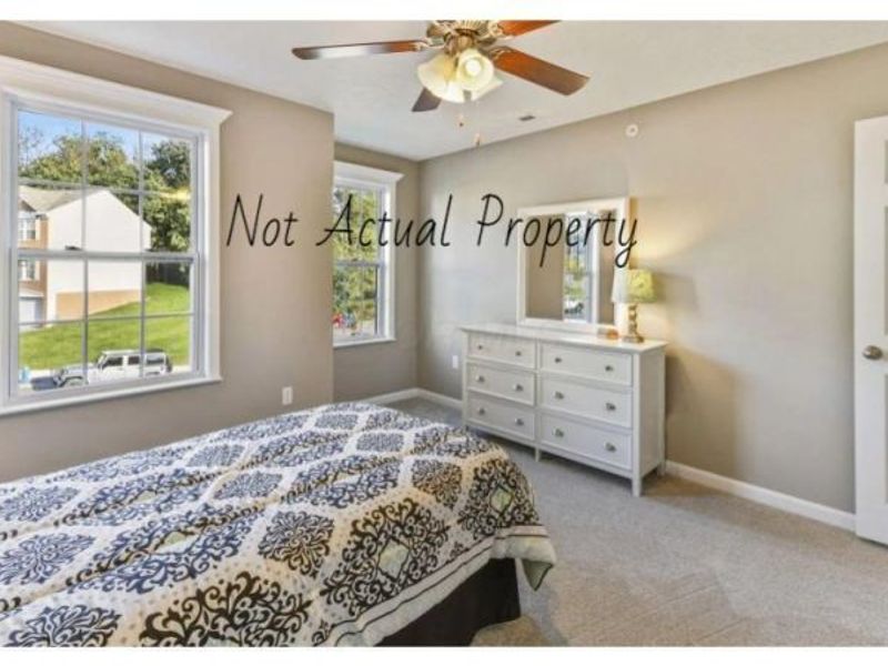 3304 Joshstock Drive, Columbus, OH 43232 Photo 8