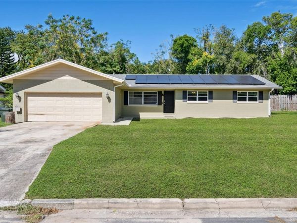 1120 W MAGNOLIA STREET, CLERMONT, FL 34711