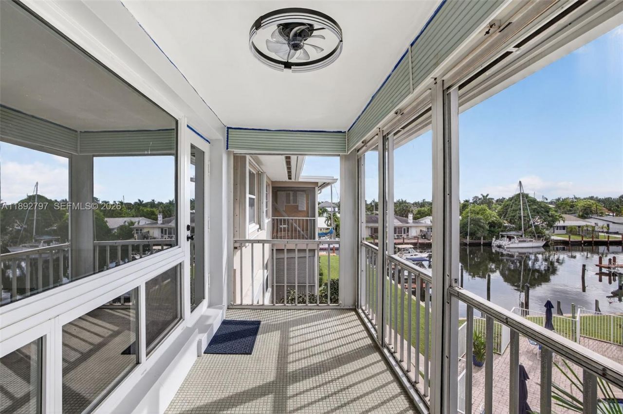 900 SW 12th St, Unit 305, Fort Lauderdale, FL 33315 Photo