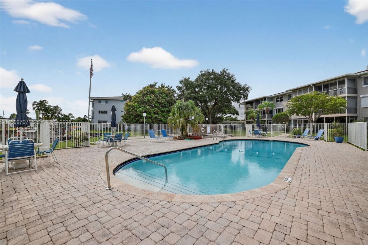 900 SW 12th St, Unit 305, Fort Lauderdale, FL 33315 Photo