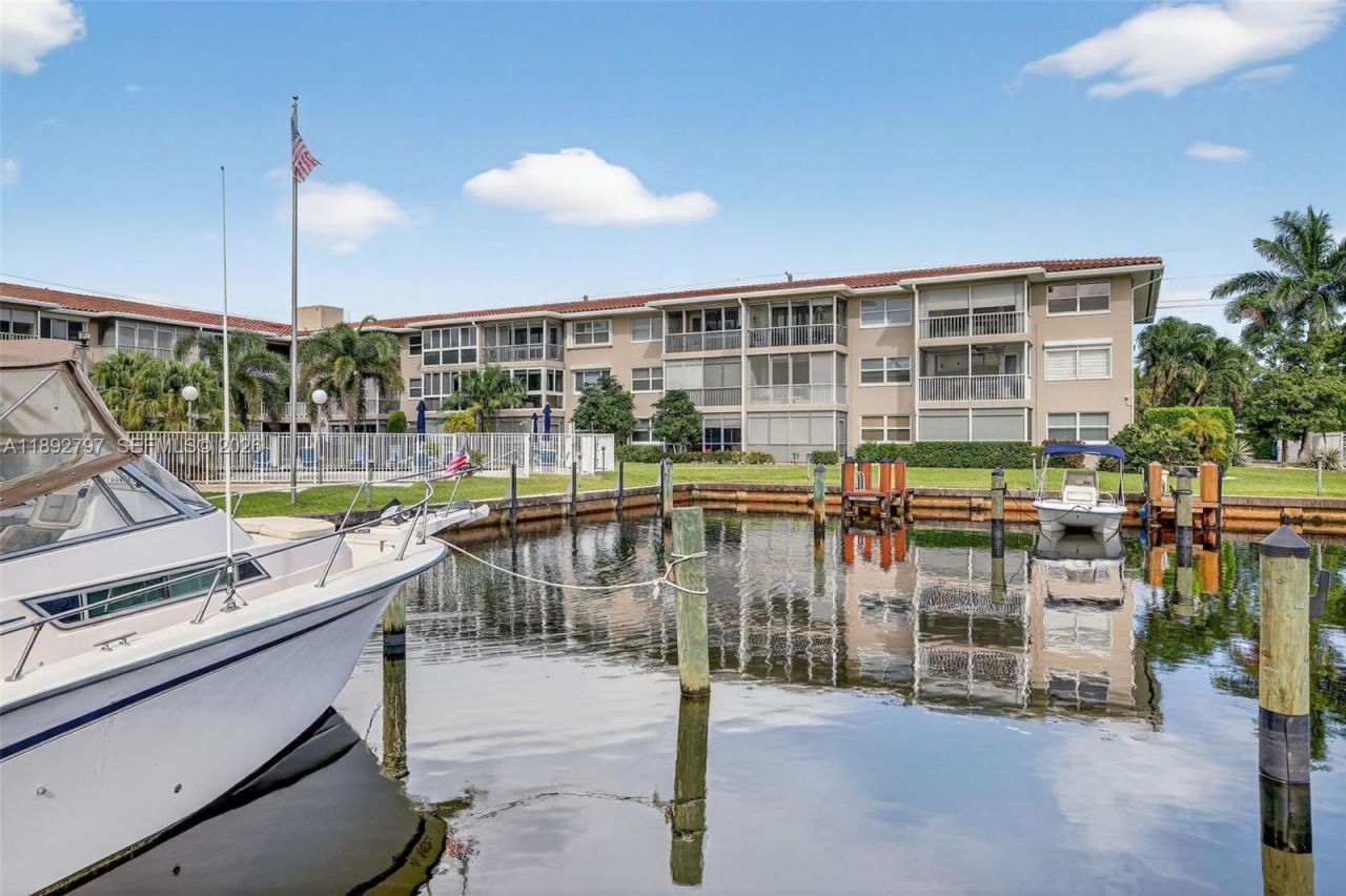 900 SW 12th St, Unit 305, Fort Lauderdale, FL 33315 Photo