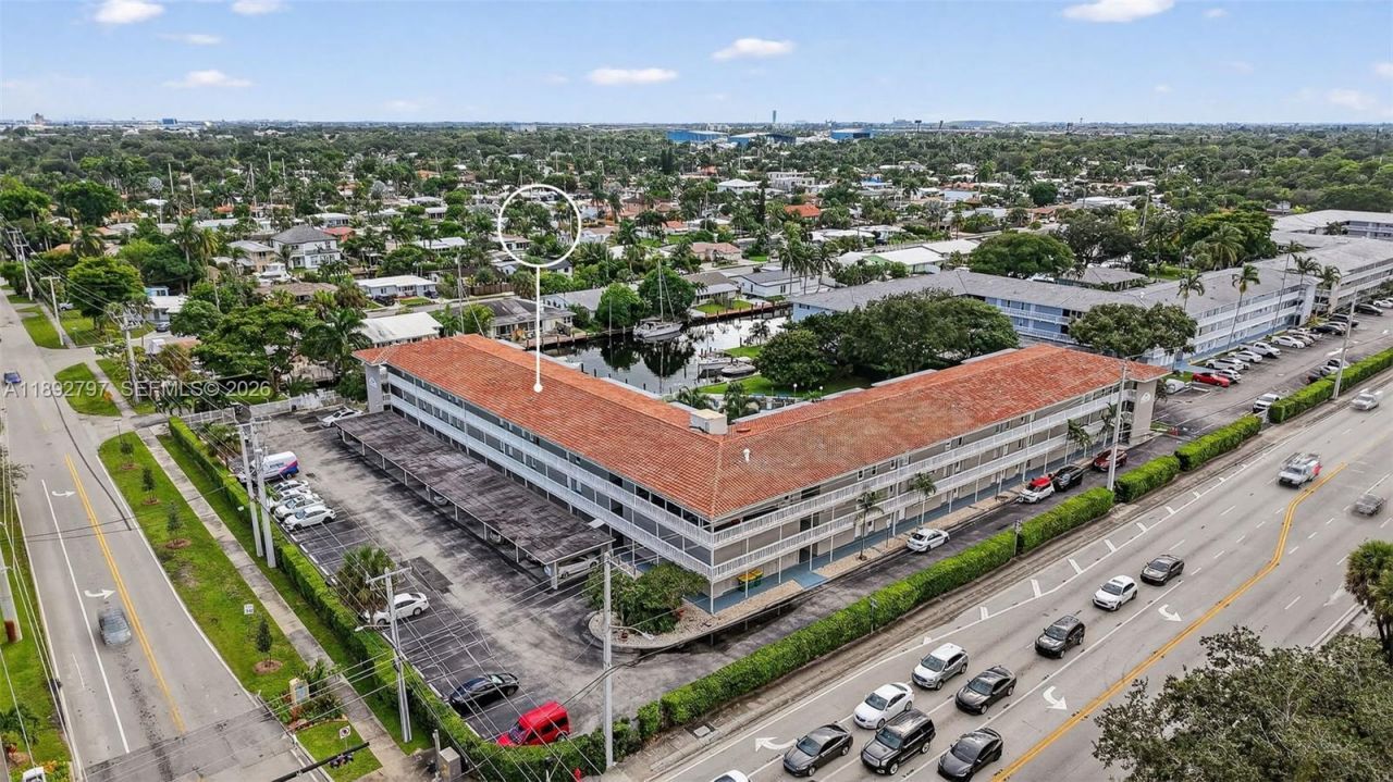 900 SW 12th St, Unit 305, Fort Lauderdale, FL 33315 Photo