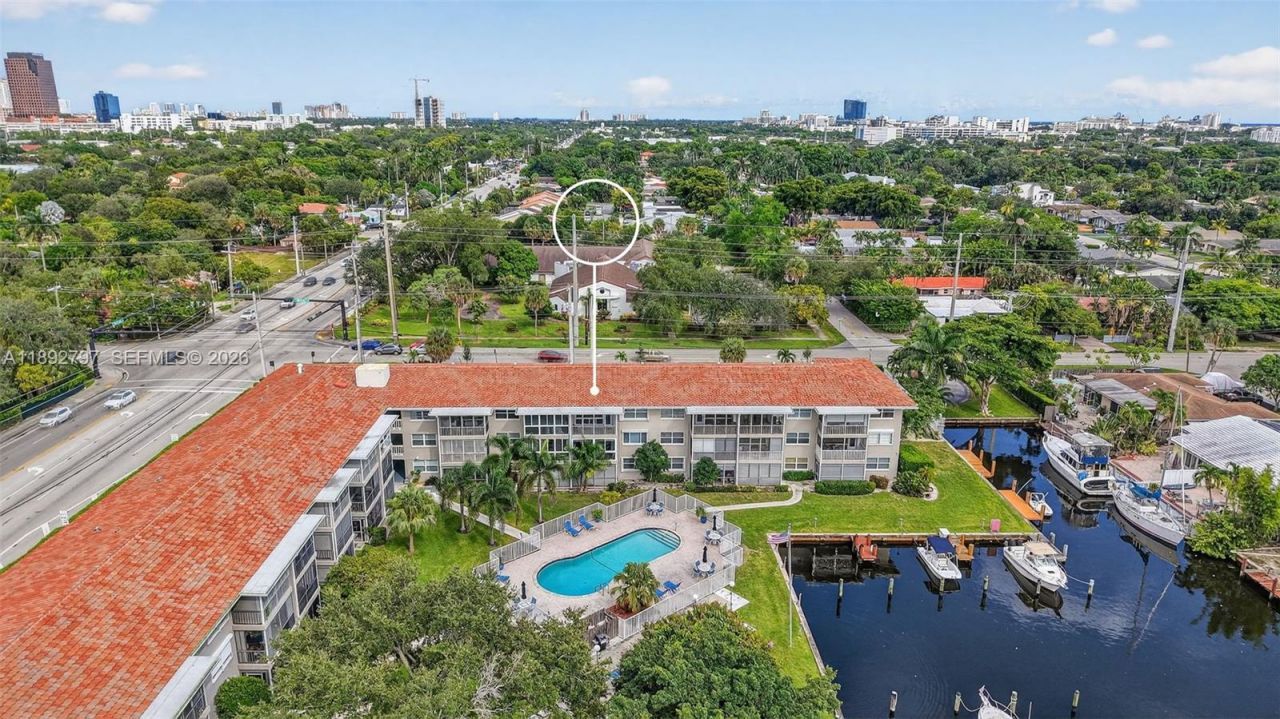900 SW 12th St, Unit 305, Fort Lauderdale, FL 33315 Photo