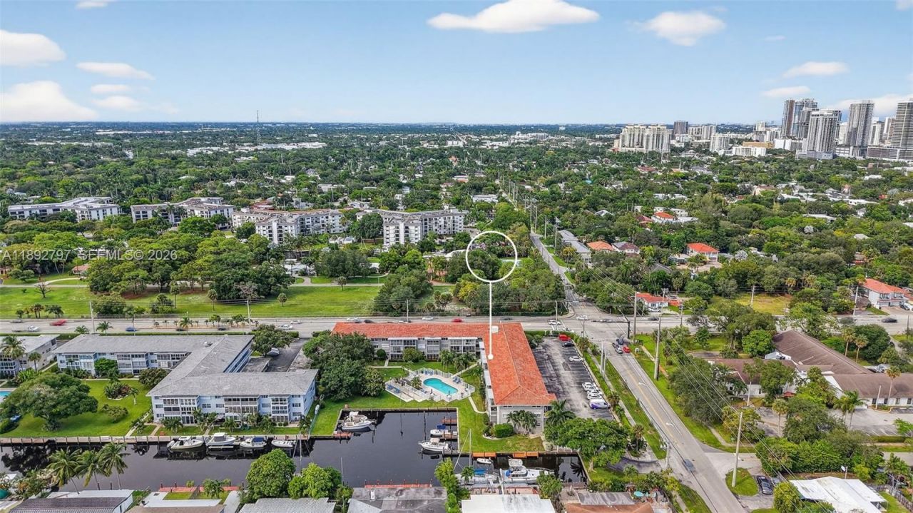 900 SW 12th St, Unit 305, Fort Lauderdale, FL 33315 Photo