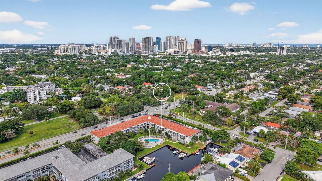 900 SW 12th St, Unit 305, Fort Lauderdale, FL 33315 Photo