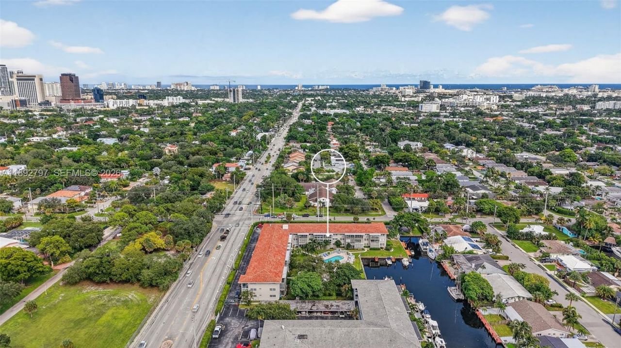 900 SW 12th St, Unit 305, Fort Lauderdale, FL 33315 Photo