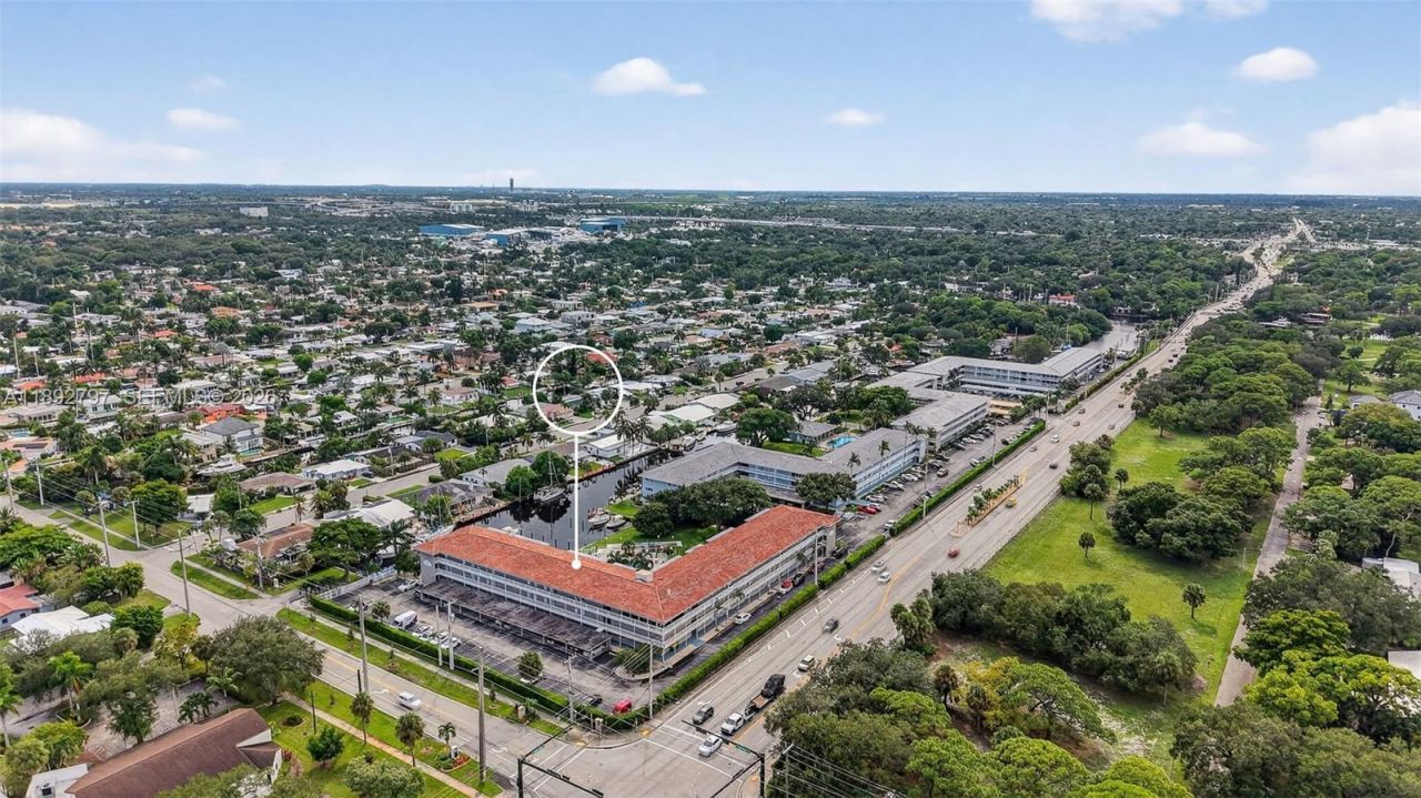 900 SW 12th St, Unit 305, Fort Lauderdale, FL 33315 Photo