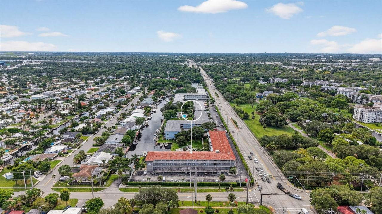 900 SW 12th St, Unit 305, Fort Lauderdale, FL 33315 Photo