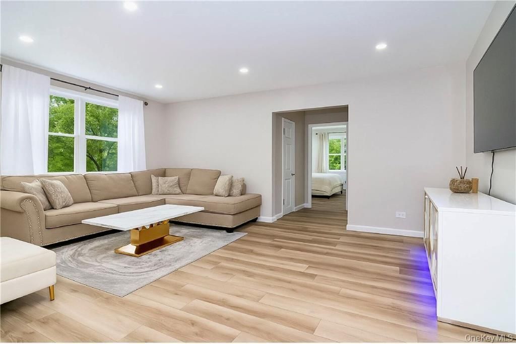 2531 E 7th Street, Unit 1J, Brooklyn, NY 11235 Main Photo