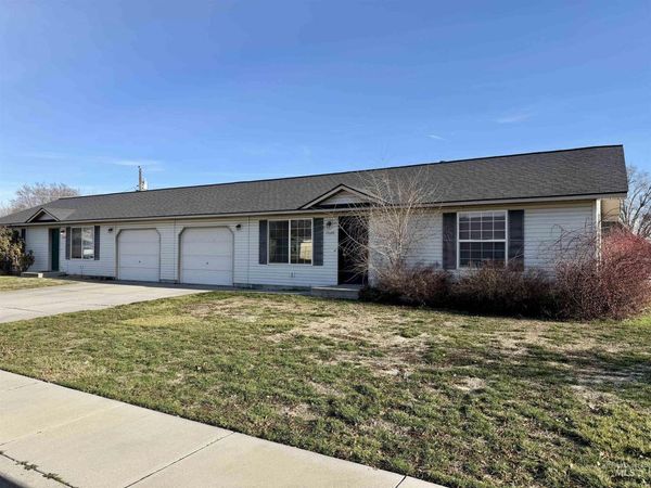 1020/1040 N 2nd St, Payette, ID 83661