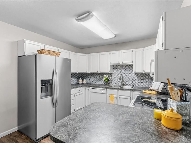 5062 Nielson Court, Dayton, OH 45424 Photo 12