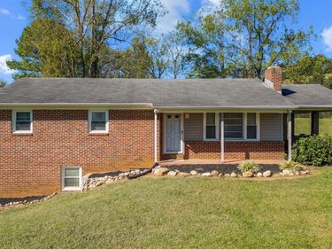 3803 Bedford Highway, Lynch Station, VA 24571