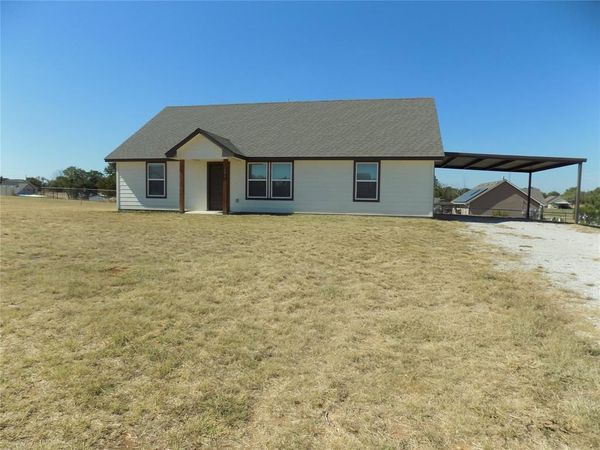 506 Pecan Tree Court, Poolville, TX 76487