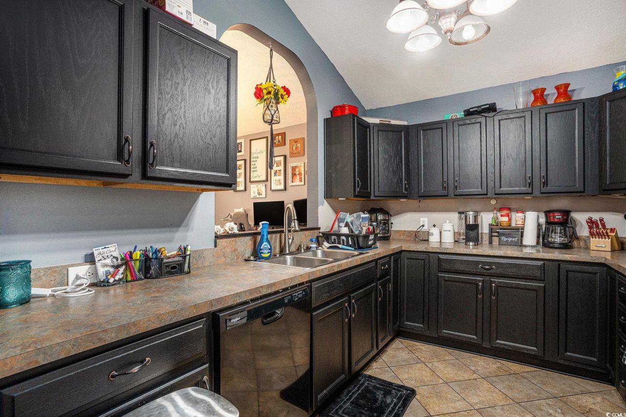 108 Carolina Pointe Way Photo 13