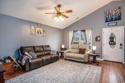 108 Carolina Pointe Way photo 4