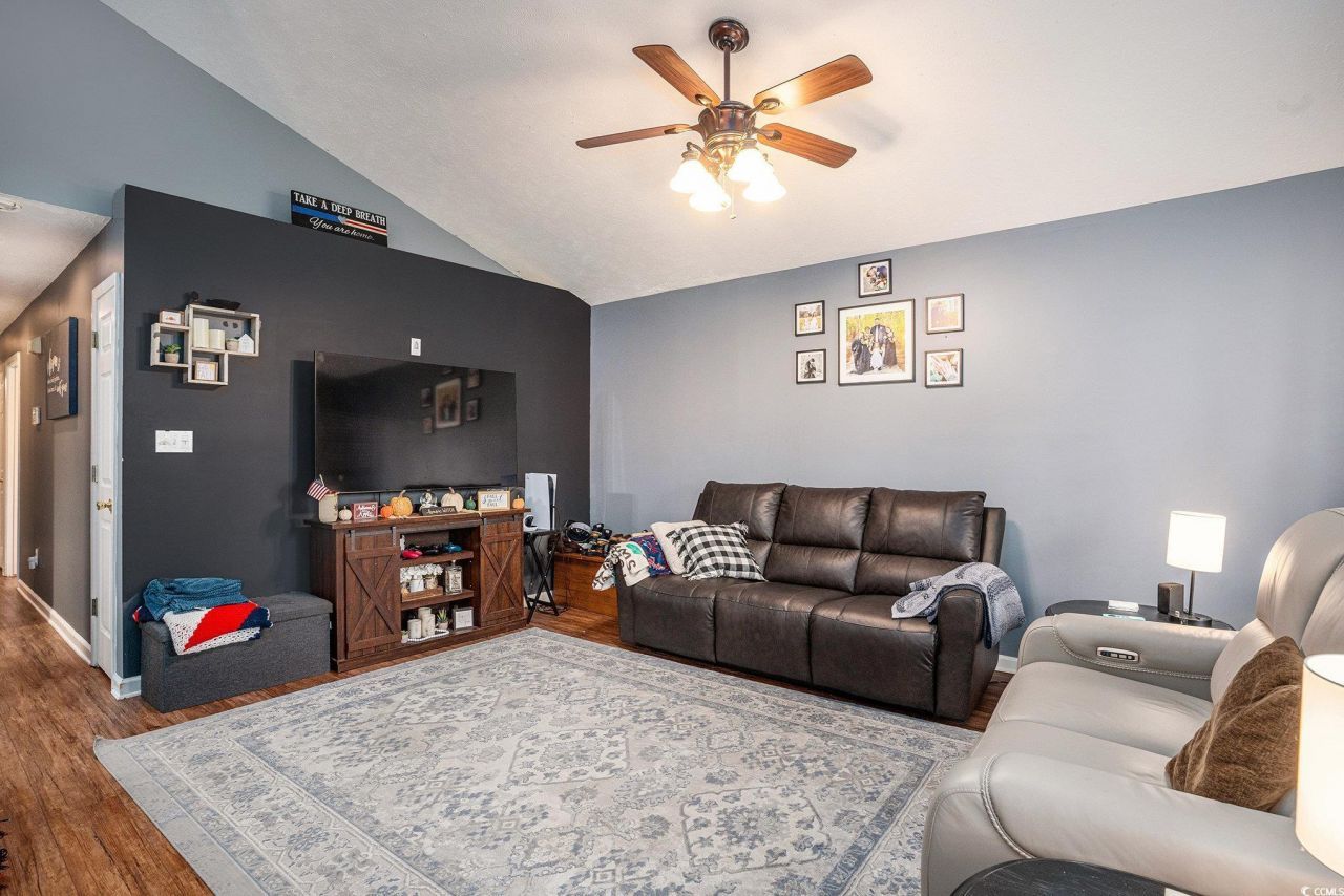 108 Carolina Pointe Way Photo 6