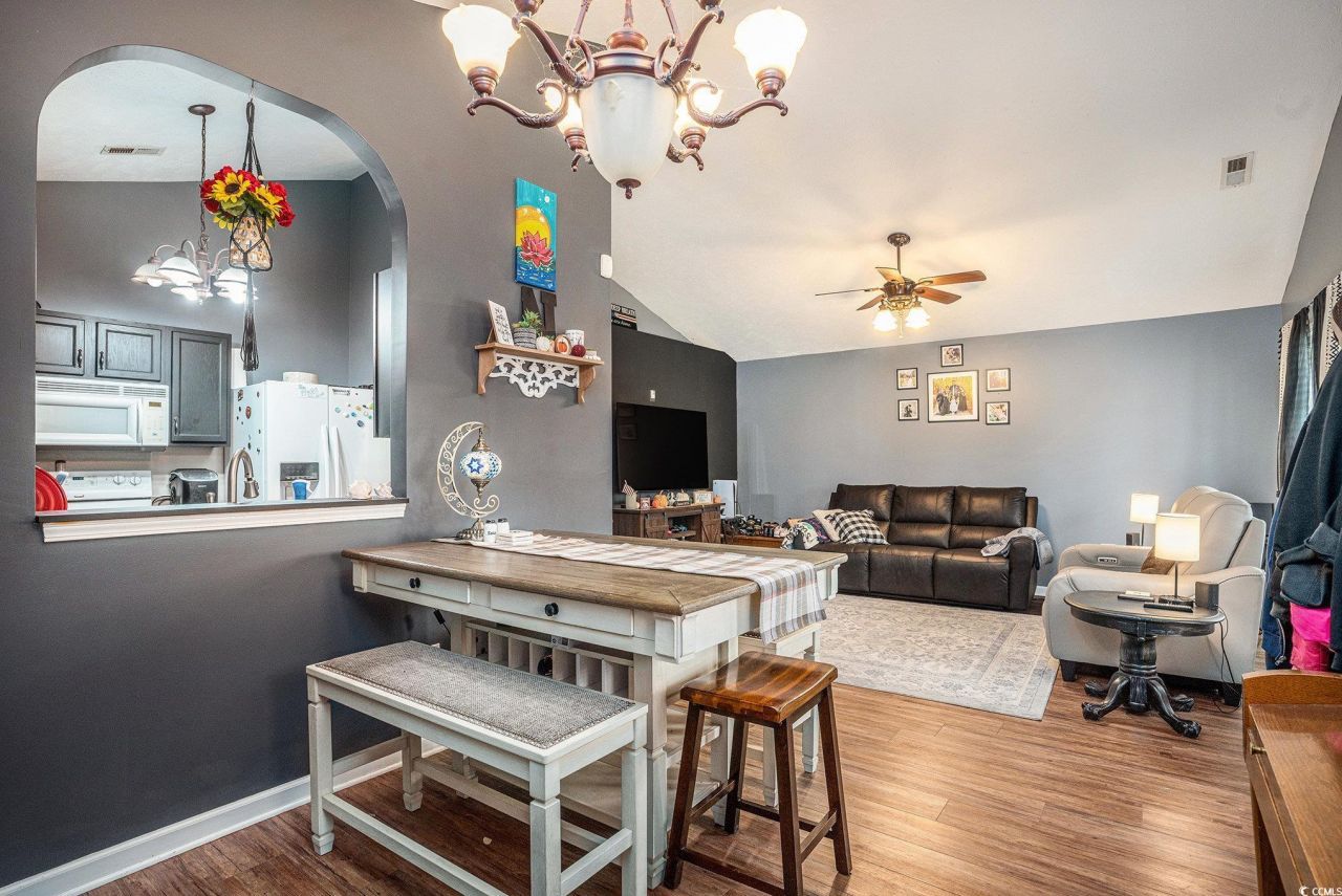 108 Carolina Pointe Way Photo 8