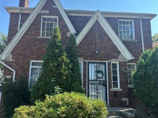 20020 Riopelle Street, Highland Park, MI 48203