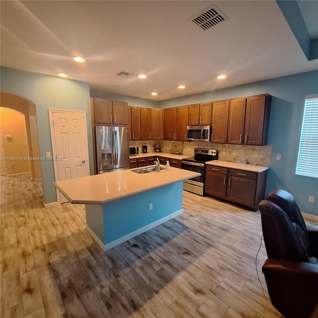 11484 SW Lake Park Dr, Port Saint Lucie, FL 34987 Photo