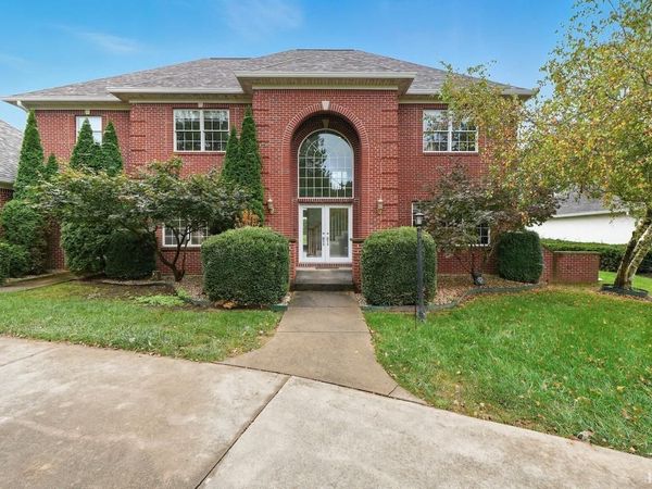 7105 W St Andrews Avenue, Yorktown, IN 47396