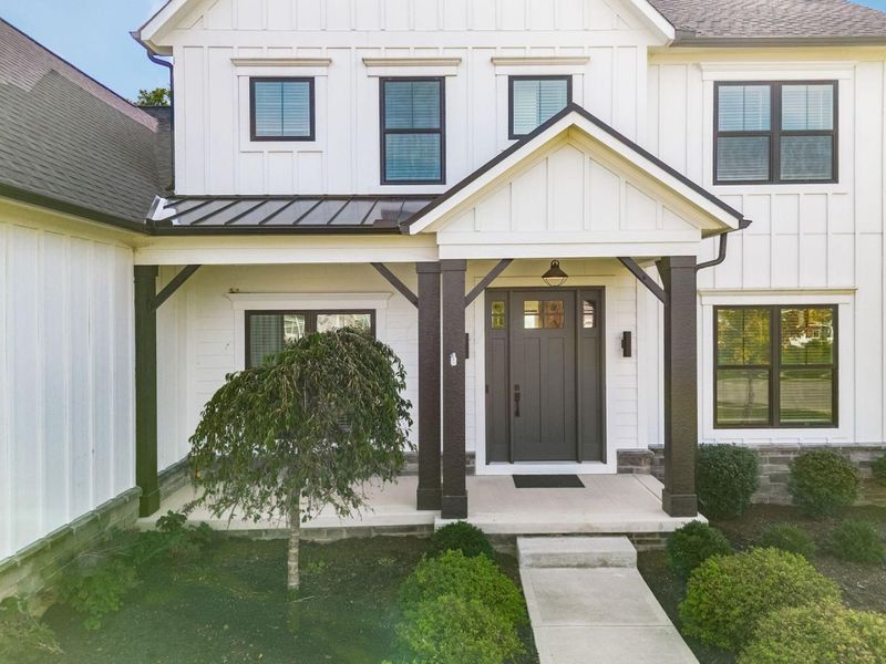 9196 McDowall Drive, Powell, OH 43065 Photo 2