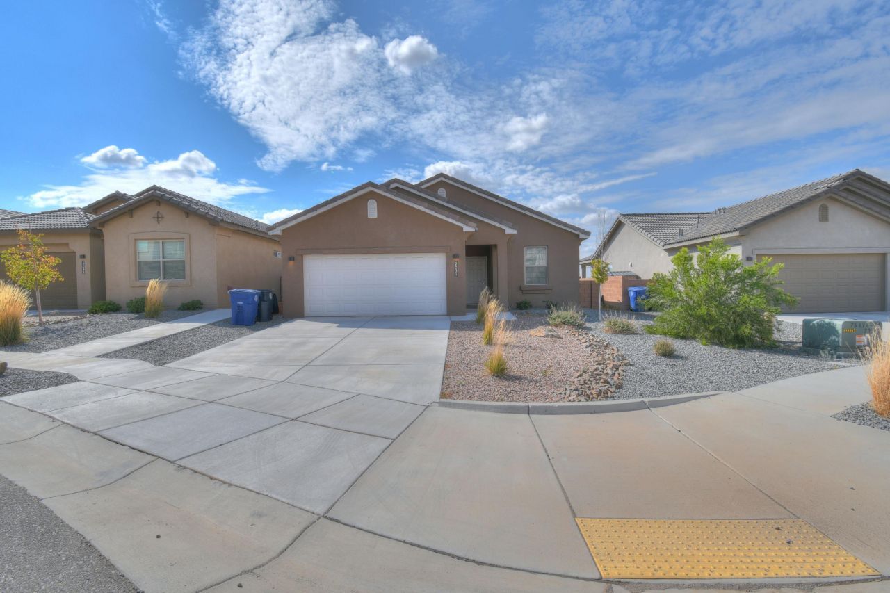 2031 White Dove Street Se, Albuquerque, NM 87123 Main Photo
