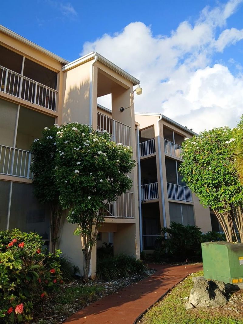 15300 SW 106th Terrace, Unit 520, Miami, FL 33196 Photo