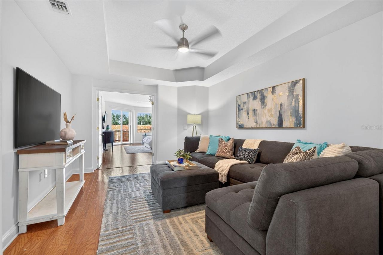 555 5th Avenue Ne, Unit 332, Saint Petersburg, FL 33701 Photo