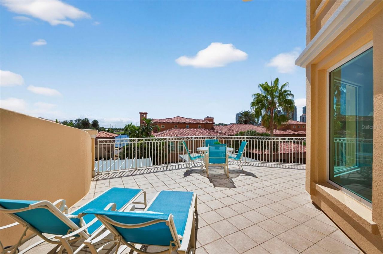 555 5th Avenue Ne, Unit 332, Saint Petersburg, FL 33701 Photo