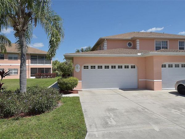 19949 Lake Vista Cir, Unit 2, Lehigh Acres, FL 33936
