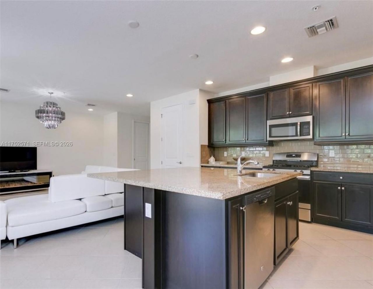 2910 NW 124th Way, Unit 2910, Sunrise, FL 33323 Photo