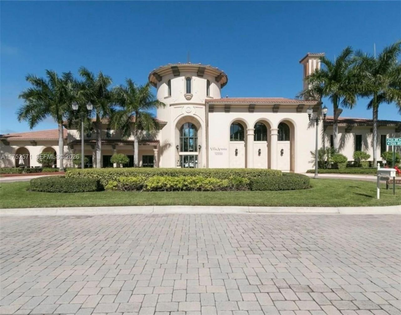 2910 NW 124th Way, Unit 2910, Sunrise, FL 33323 Photo